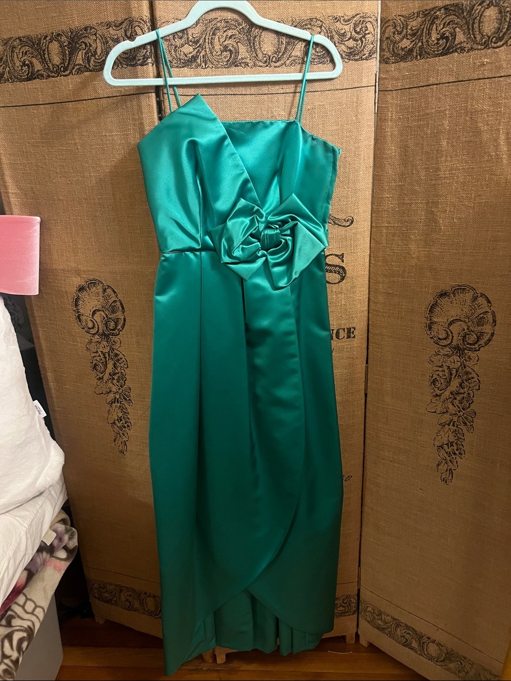 Emerald Green Satin Spaghetti-Strap Dress with Bow